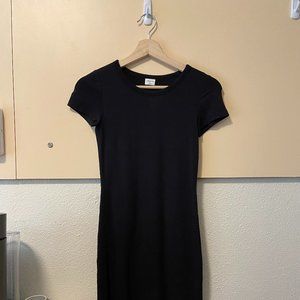 Aritzia black t-shirt dress